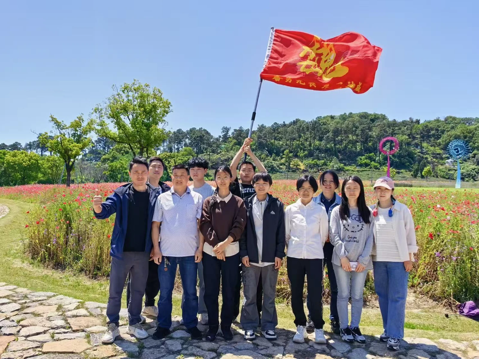 neoDrive team members together